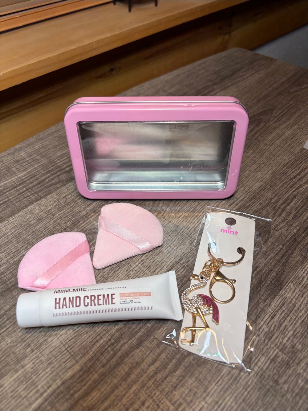 🌻5 for $30🌻 MIIM MIIC Hand Creme, Flamingo Keychain & Beauty Puff Tin Set